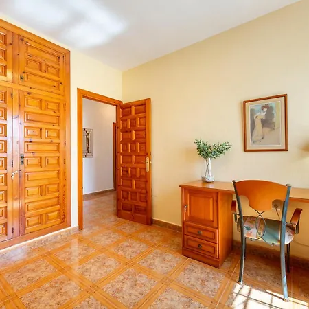 Tuguest Roquetas Vakantiehuis *